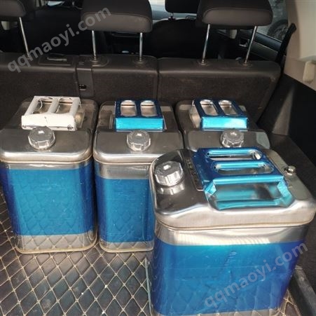 30L汽油桶201不銹鋼30升方桶加厚0.8毫米柴油桶三手柄鋁蓋鋁導(dǎo)油管帶濾網(wǎng)非304